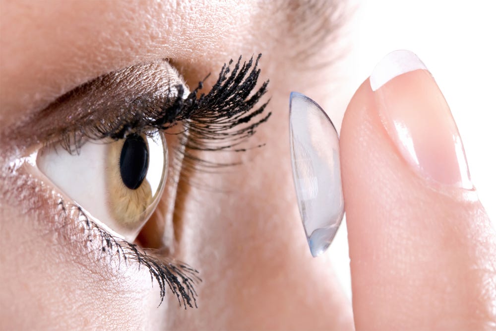 Wear Contact Lens