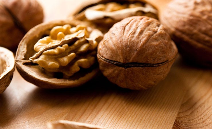 Walnut for healthy eyes